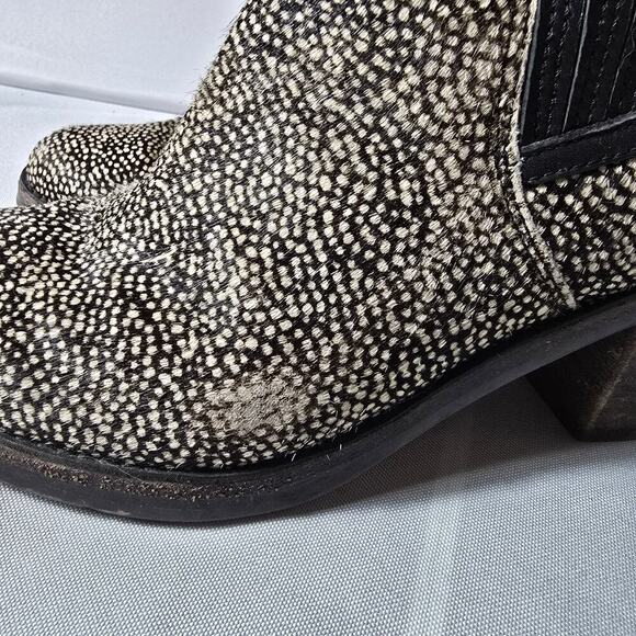 Ugg Camden Exotic Chelsea Boot Women's Size 7.5 - Picture 10 of 13